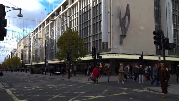 London Großbritannien 2021 Eine Straßenansicht Des Kaufhauses John Lewis Partners — Stockvideo