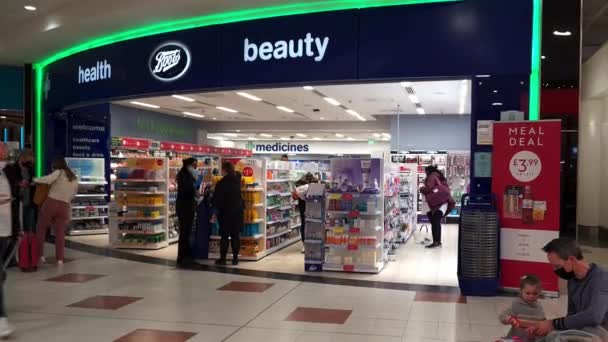 Gatwick Airport 2021 Passengers Shopping Duty Free Shops Catching
