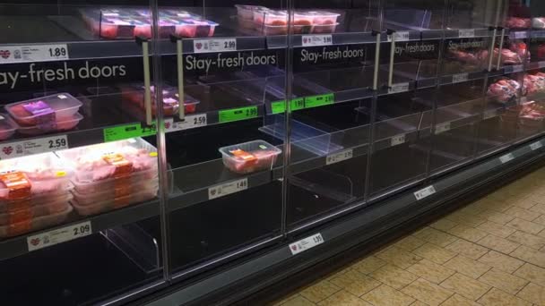 2021年9月15日 由于英国退出和Covid 19对供应链的干扰和工人短缺的双重影响 一家超市的货架几乎是空的 — 图库视频影像