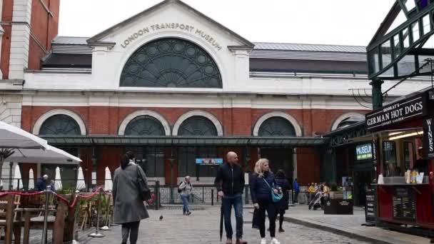 Londres Reino Unido 2021 Visitantes Turistas Que Visitan Covent Garden — Vídeos de Stock