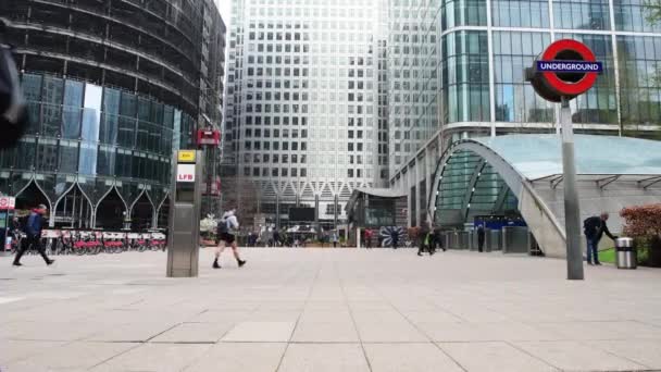 Londen 2022 Een Straat Uitzicht One Canada Square Een Wolkenkrabber — Stockvideo