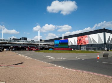Birmingham. Birleşik Krallık-04.26.2022. Solihull 'daki Ulusal Sergi Merkezi binasının dış görüntüsü. Ülkenin ticaret fuarlarının ana merkezi..