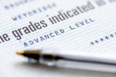 Eðitim konularýnda Eðitim Düzey 'de not alan bir Birleþik Krallýk eðitim sertifikasý.