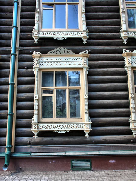 Janelas Madeira Vintage Arquitetura Madeira Rendada Tomsk — Fotografia de Stock