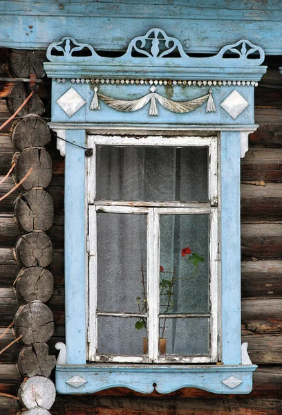 Vintage Ventanas Madera Encaje Arquitectura Madera Tomsk — Foto de Stock