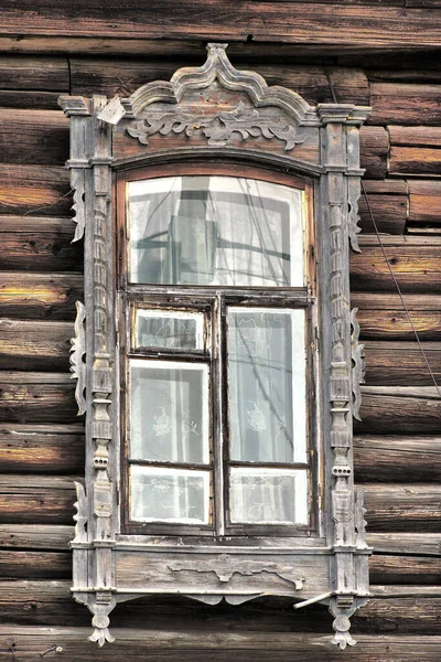 Vintage Ventanas Madera Encaje Arquitectura Madera Tomsk —  Fotos de Stock