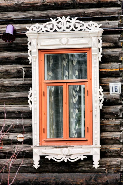 Zabytkowe Drewniane Okna Koronkowa Drewniana Architektura Tomska — Zdjęcie stockowe