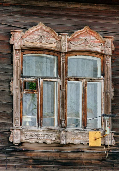 Janelas Madeira Vintage Arquitetura Madeira Rendada Tomsk — Fotografia de Stock