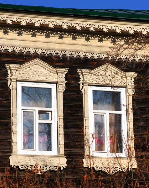 Vintage Ventanas Madera Encaje Arquitectura Madera Tomsk — Foto de Stock