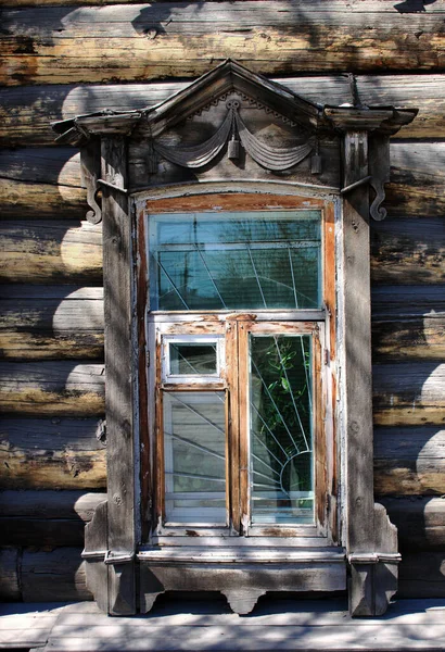 Vintage Holzfenster Spitze Holzarchitektur Von Tomsk — Stockfoto