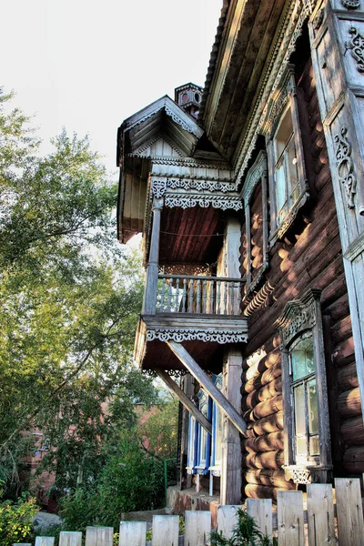 Ročník Dřevěná Okna Krajkové Dřevěné Architektury Tomsk — Stock fotografie