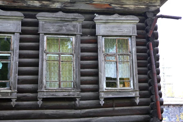 Vintage Holzfenster Spitze Holzarchitektur Von Tomsk — Stockfoto