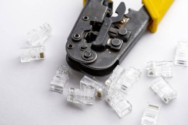 RJ-45, beyaz arka plan, Crimper, RJ 45 LAN kablosu için Bükme Kablo Aracı