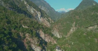 Taroko Boğazı Tayvan 'da sonbahar manzarası