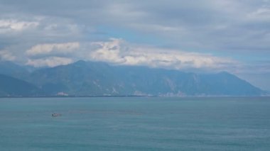 Malongayangay 'in havadan çekilmiş görüntüleri Tayvan' daki en büyük göldür. 