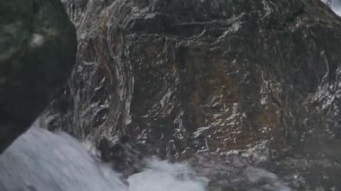 Hualien, Tayvan 'daki Sakul Şelalesinin güzel manzarası