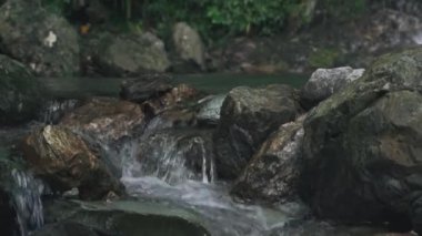 Hualien, Tayvan 'daki Sakul Şelalesinin güzel manzarası