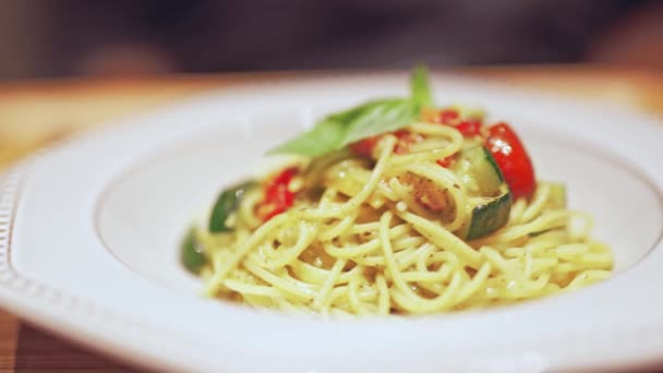 Spaghetti Bolognese White Bowl — Stock Video