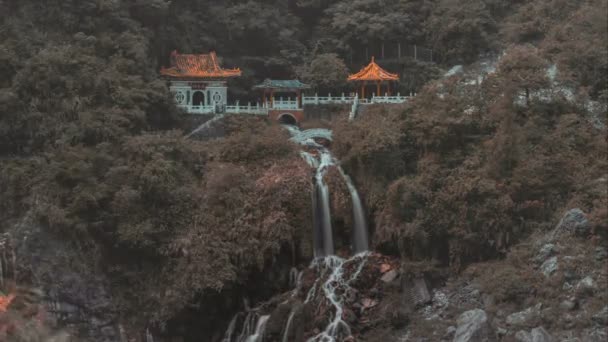 Templo Changchun Cascada Parque Nacional Taroko Hualien Taiwán — Vídeos de Stock