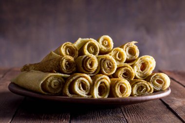 Köylü usulü krepli çay partisi, lezzetli sağlıklı yemekler.