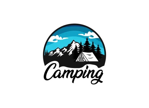 Mountain Camp Adventure Forest Logo Design Inspiration — Vetor de Stock