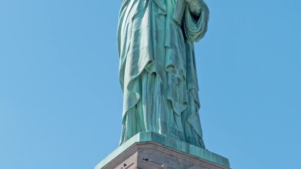 Statue Liberty Monument Time Lapse Cloud Summer Sky New York — Vídeo de Stock