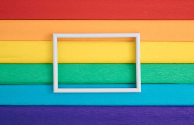 Gökkuşağı bayrak hareketi lgbt, düz simge. Cinsel azınlıkların, eşcinsellerin ve lezbiyenlerin sembolü. Yıllık kutlama. LGBT bayrağı. Gökkuşağı aşk konsepti. İnsan hakları ve hoşgörü. Poster, kart, afiş ve arkaplan.