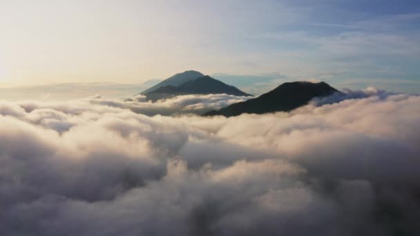 Luftbild Des Sonnenaufgangs Auf Dem Berg Batur Auf Bali — Stockvideo