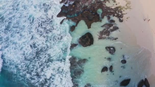 Vídeo Aéreo Ondas Azuis Praia Oceano — Vídeo de Stock