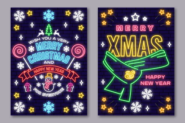 Ein Satz frohe Weihnachten und ein frohes neues Jahr 2022 Poster im Neon-Stil. Sammlung von Leuchtreklamen, Designvorlagen, Broschüren, leuchtenden Plakaten. Leuchtende Leuchtwerbung für Weihnachten, Weihnachten und Neujahr — Stockvektor