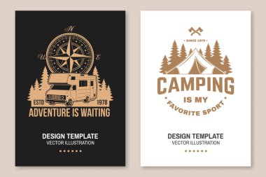 Bir grup ilham verici alıntı. Vektör. El ilanı, broşür, afiş, poster. Pusula, karavan, kamp çadırı, orman ve dağ silueti olan klasik tipografi tasarımı.