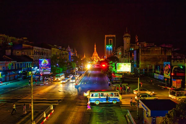 Yangon Myanmar Dicembre 2012 Famosa Pagoda Sule Yangon Myanmar Notte — Foto Stock