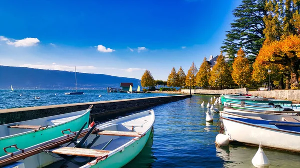 Menthon Bernard França Outubro 2015 Panorama Muitos Barcos Portuários Pequena — Fotografia de Stock