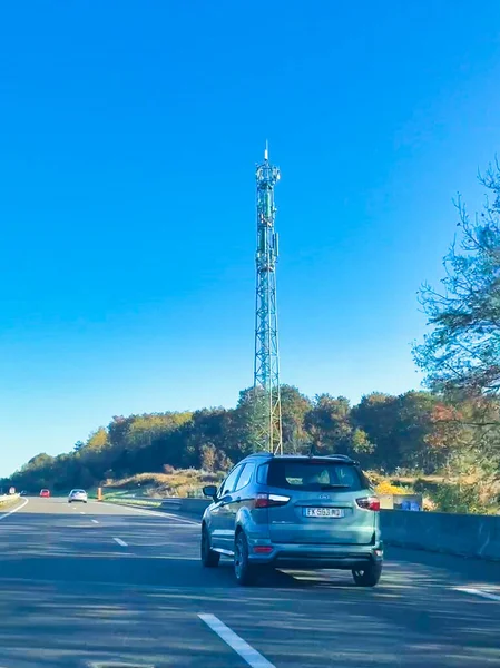 Autostrada Francja Października 2021 Dla Sieci Komórkowej Wieże Infrastrukturalne Antenami — Zdjęcie stockowe