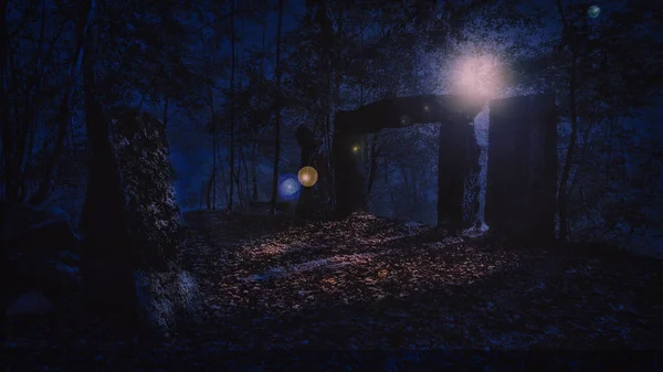 Ein Geheimnisvoller Hinkelstein Wald Bei Nacht Mit Mystischem Mondlicht Durch — Stockfoto