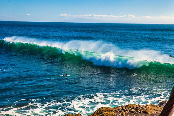 Санта Крус Сша Января 2013 Года Surf Capol Храбрейшие Серфингисты — стоковое фото