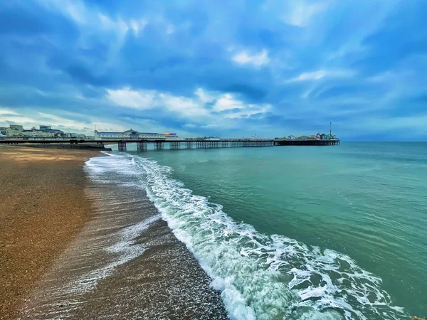 Brighton Velká Británie Března 2022 Pohled Oblázkovou Pláž Anglickém Přímořském — Stock fotografie