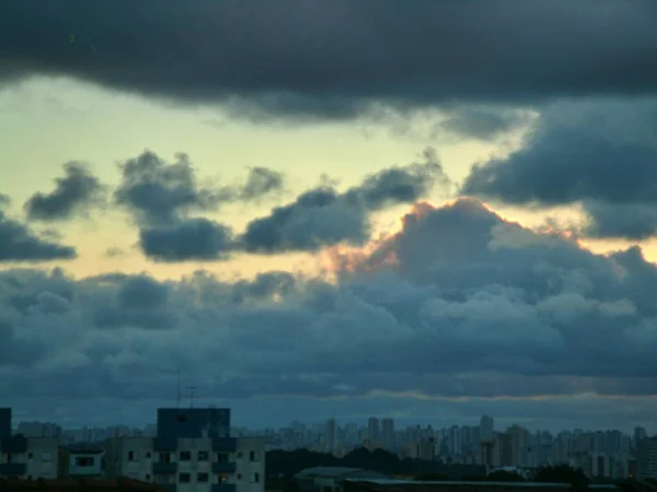 Moln Dekorera Slutet Eftermiddagen Östra Sidan Sao Paulo — Stockfoto