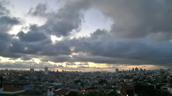 Nubes Decoran Final Tarde Lado Este Sao Paulo —  Fotos de Stock