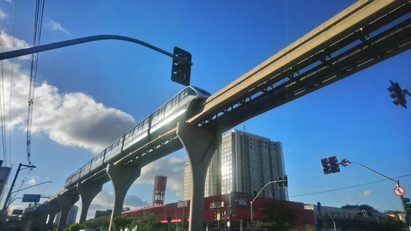 Elevated Monorail Struktura Professor Avenue Luiz Ignacio Anhaia Melo — Zdjęcie stockowe