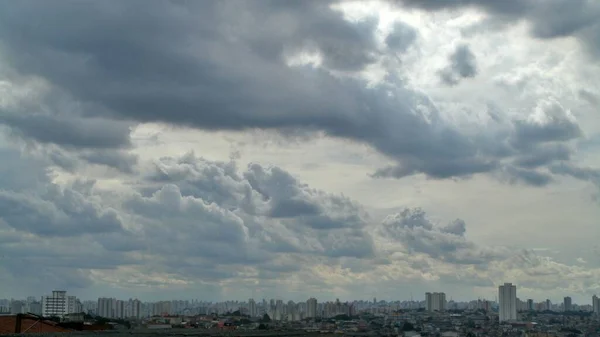 Der Himmel Leuchtet Späten Nachmittag Der Nachbarschaft Von Sao Paulo — Stockfoto