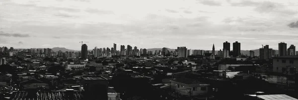 ヴィラ フォルモサ サンパウロの東側の典型的な近所 住むには良い場所だ居住者が生きるために必要なものはすべて揃っている — ストック写真