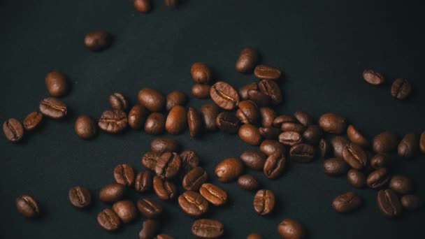 Closeup of Mocha Coffee Beans, Fall and Bounce on the Table — Αρχείο Βίντεο