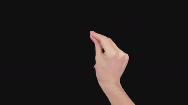 Frauenhand hält ihre Finger auf einem transparenten Bildschirm. — Stockvideo