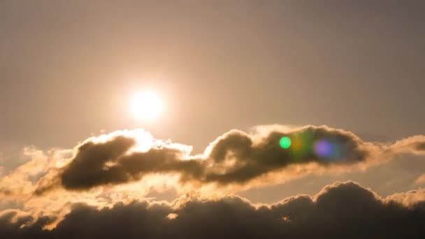 Atardecer naranja en el cielo amarillo Time Lapse — Vídeos de Stock