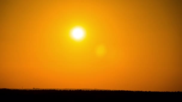 Atardecer naranja en el cielo amarillo Time Lapse — Vídeos de Stock