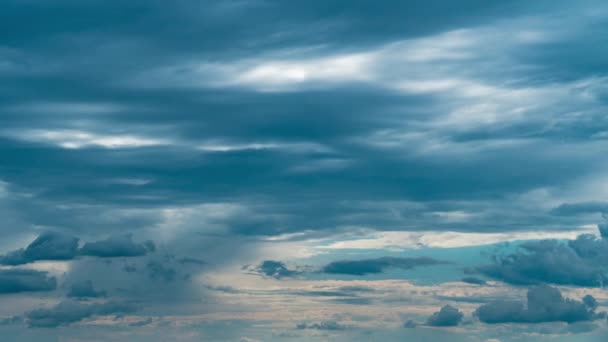 White Fluffy Clouds Slowly Float Blue Daytime Sky Timelapse Beautiful — Vídeo de Stock