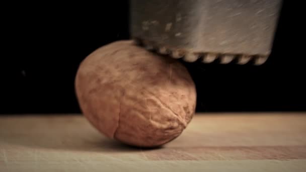 Hammer Cannot Break Walnut Black Background Toughie Nuts Good Brain — Stock videók