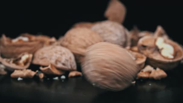 Whole Walnut Rolls Slow Motion Background Pile Nuts Loop Lot — Video Stock
