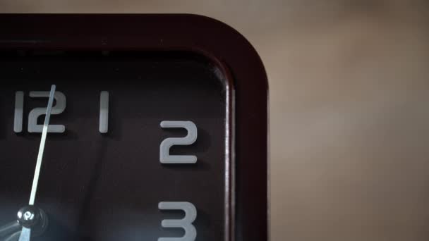 Руки Времени Коричневых Домашних Часах Время Исходе Красивые Часы Считают — стоковое видео